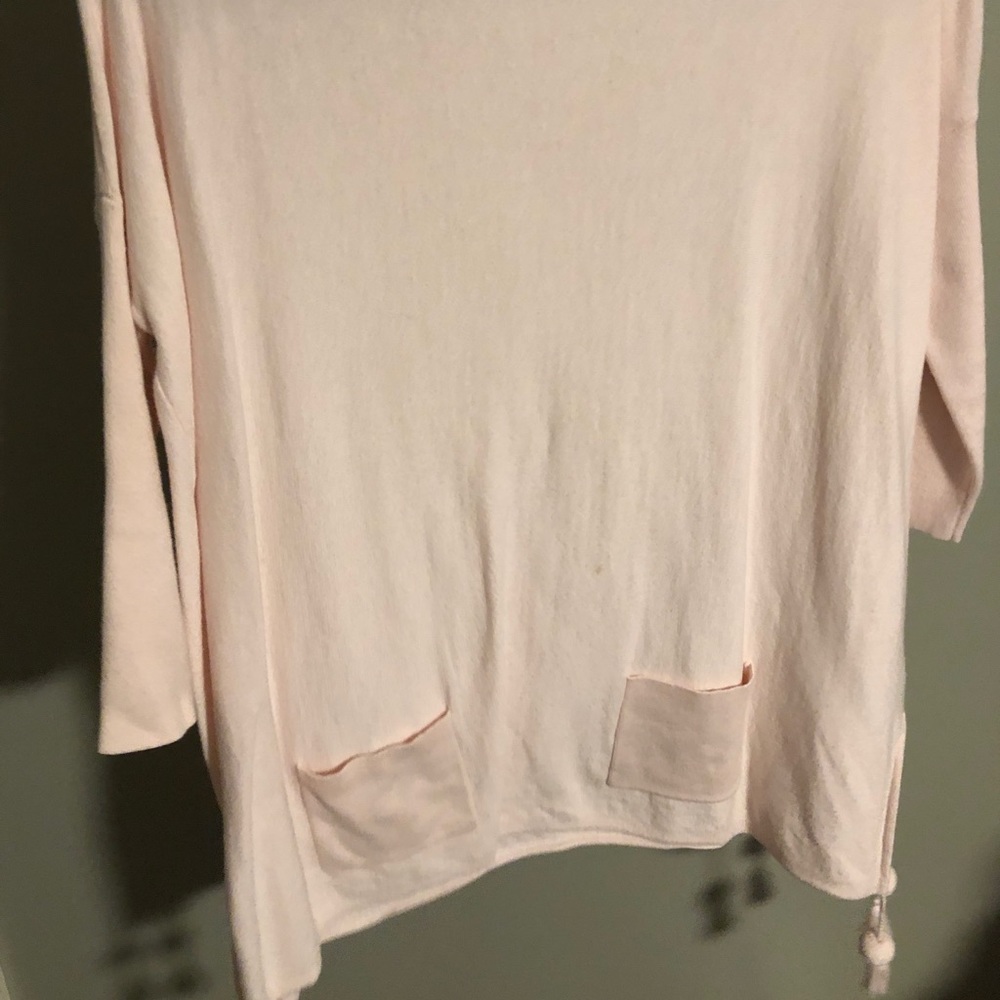 Adorable Lilly Pulitzer casual sweater